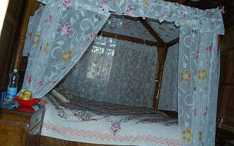 House Boat Cherry Ripe, Srinagar 3